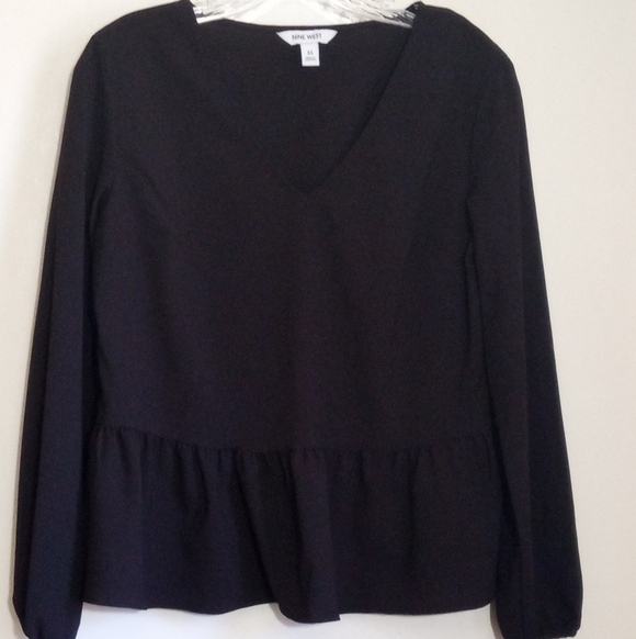 Nine West Tops - Nine West black crepe long sleeve peplum top women's XSmall